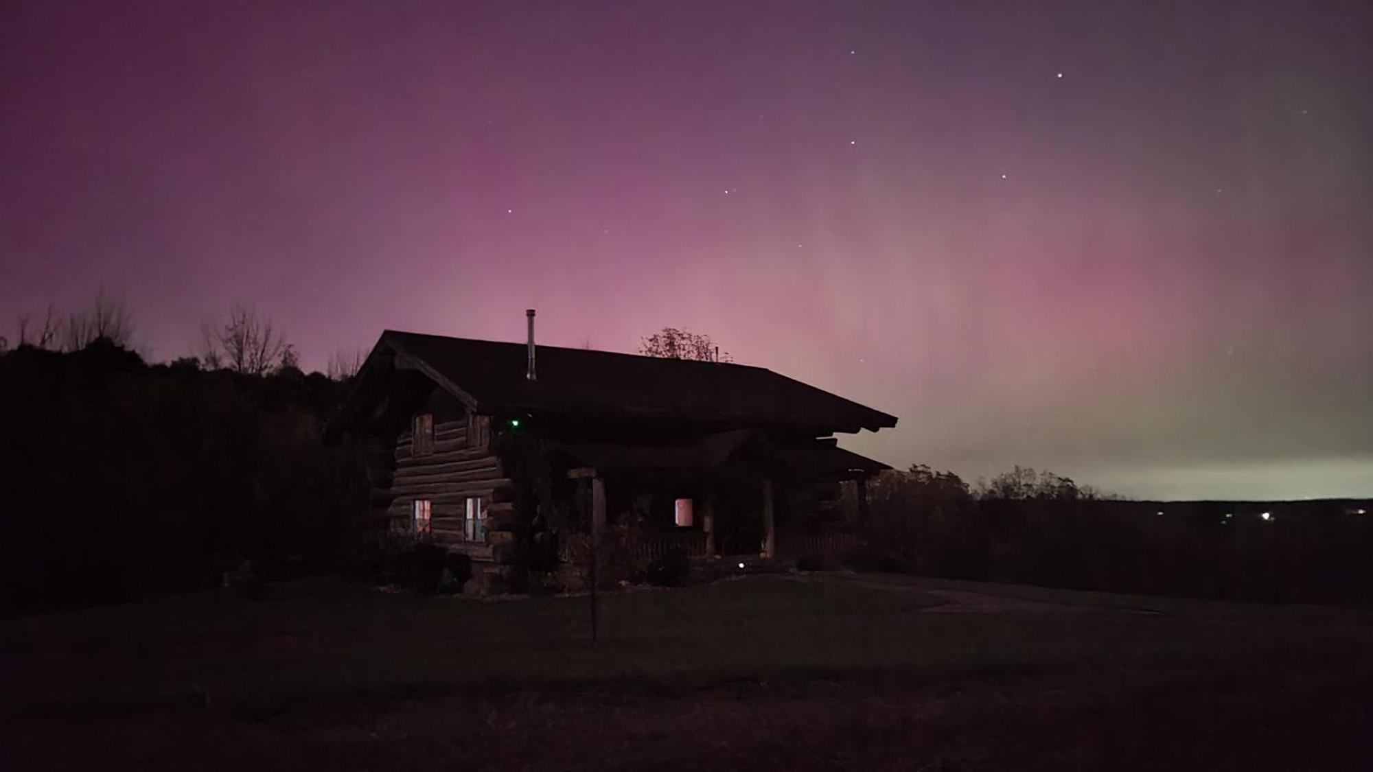 Firefly Creek Lodge Livonia Eksteriør bilde