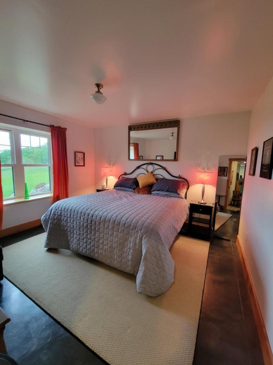 Firefly Creek Lodge Livonia Eksteriør bilde